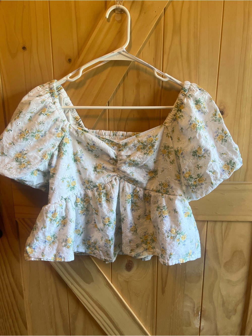 Japna White Floral Puff-Sleeve Peplum Crop Top with Yellow Accents Smocked L